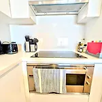 Cbd Cozy Apartment With Darling Harbour View
